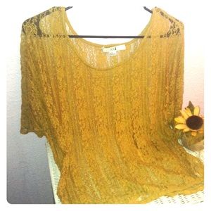 Medium Mustard Top