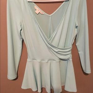 Very cute 3/4 peplum mint green top