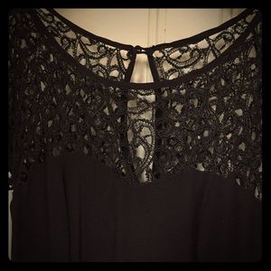 Sweetheart neckline with lace full length