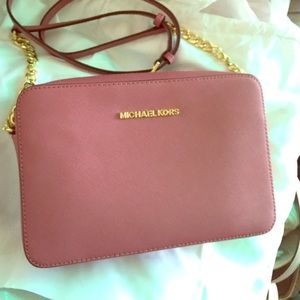 Michael Kors Jet Set Travel Large Crossbody