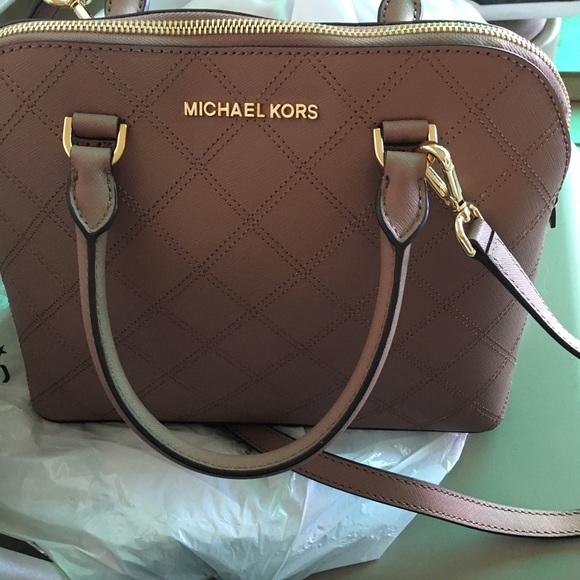 Michael Kors Handbags - Michael Kors Large Cross body.