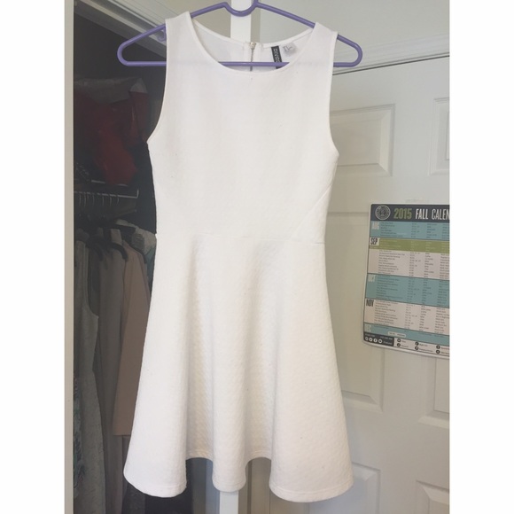 H&M Dresses & Skirts - White H&M dress