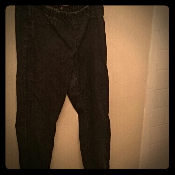 Black jeggings