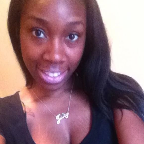 Meet your Posher, Adenike