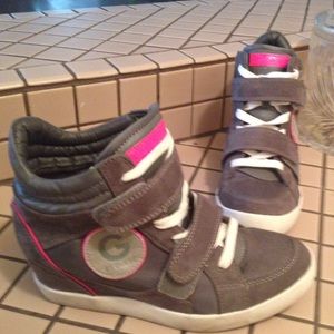 G by Guess sneakers with 2.75 inch heel. Size 7 M