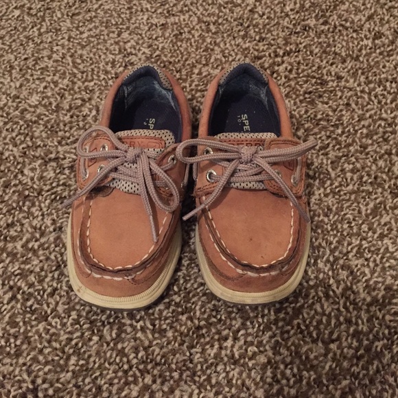 Sperry Topsiders worn a handful of times