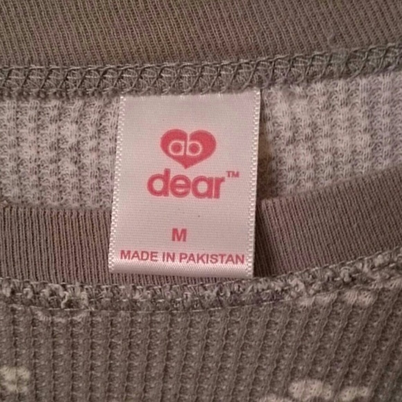 Top - Picture 2 of 2