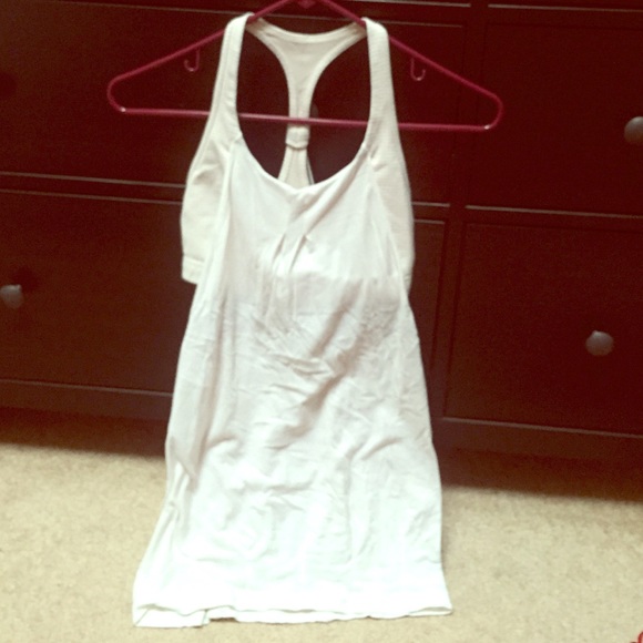 Lululemon workout top- size 4