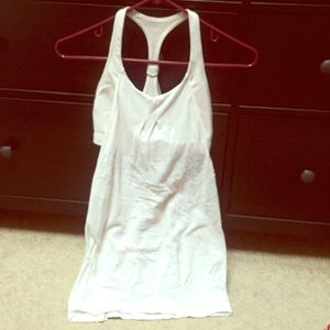Lululemon workout top- size 4