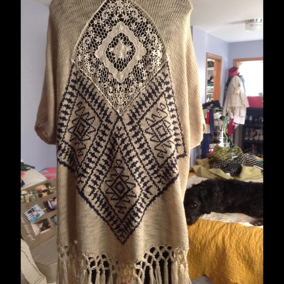 Blue pepper sweater