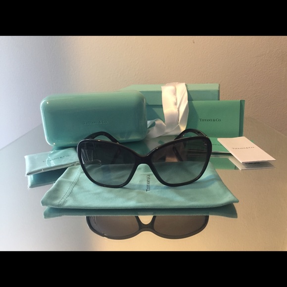 Tiffany & Co. Like new Voile Sunglasses.