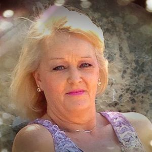 Meet your Posher, Brenda