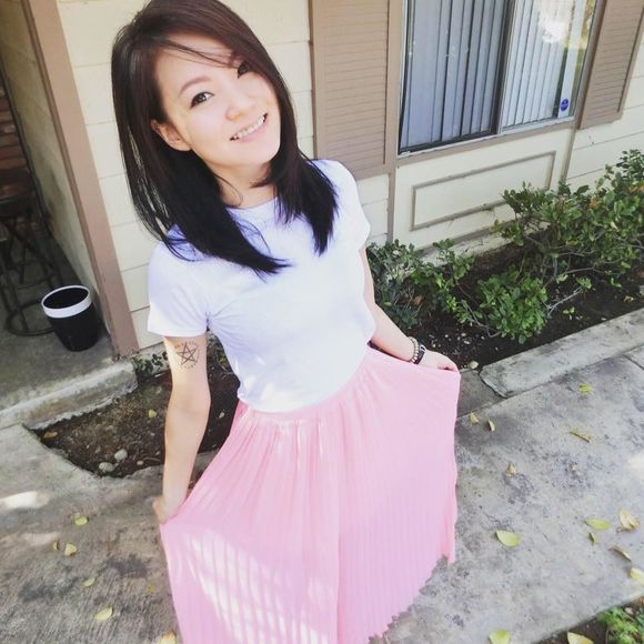 Meet your Posher, Deborah - Picture 1 of 1