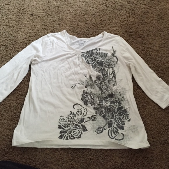 Faded glory white top