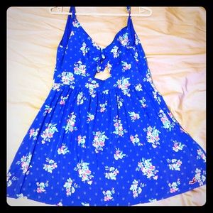 Hollister flower print deep-V back design dress🌺