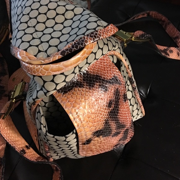 Mia bossi diaper bag / briefcase in mint condition