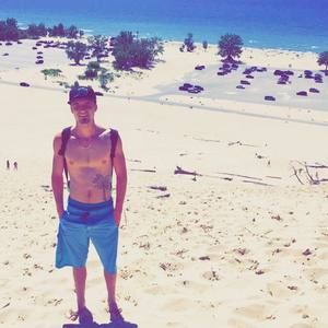 Meet your Posher, Blake