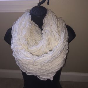 Infinity scarf beige