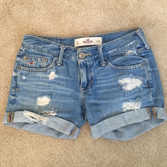 hollister distressed denim shorts