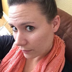 Meet your Posher, Virginia