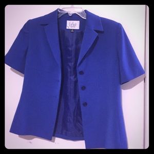 Short sleeve blazer