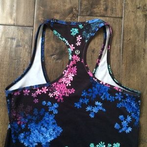 Reversed for @jennmcox Lululemon Tank top, size 6