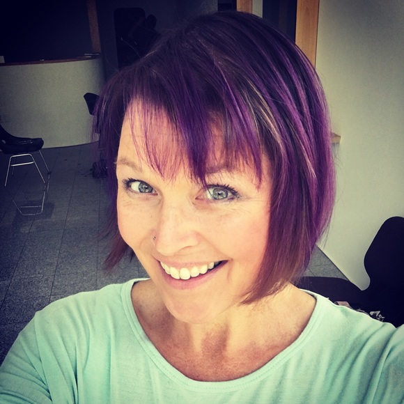 Meet your Posher, Christy - Picture 3 of 4