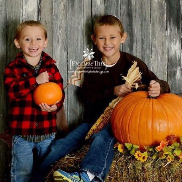 Meet your Posher, Mindy - Picture 1 of 1