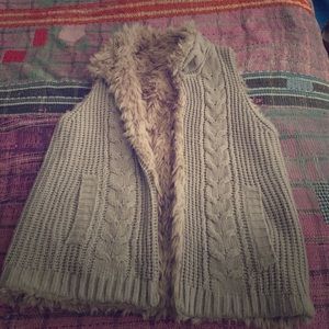 Faux fur / cable knit reversible vest
