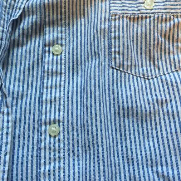 Old navy medium striped button up - Picture 3 of 3