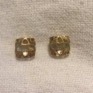 Kendra Scott stud earrings