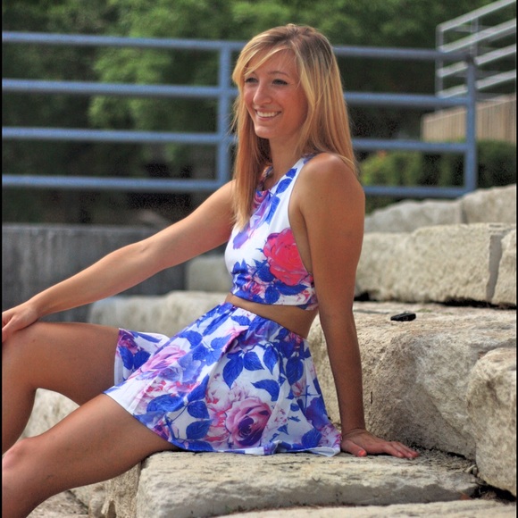 Rose Garden Two Piece Set - Picture 4 of 4