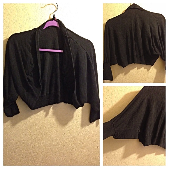 Torrid Black Bat Sleeve Cropped Cardigan