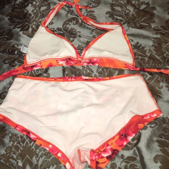 Orange new flower bikini - Picture 3 of 3