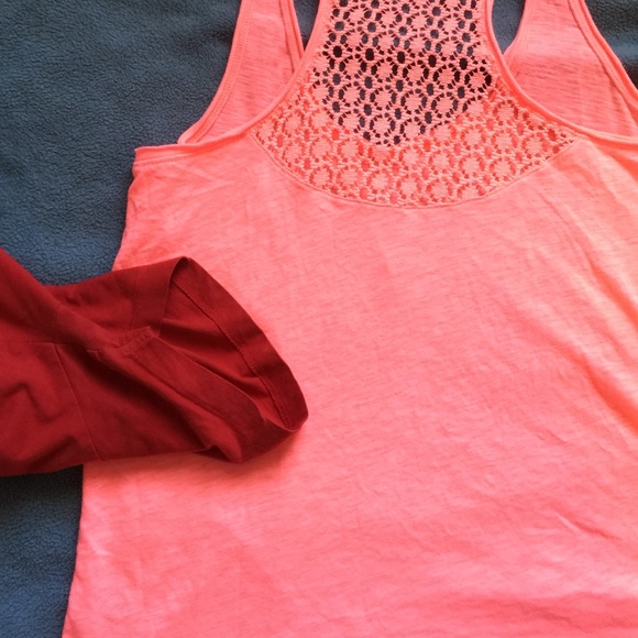 Bright pink tank top - Picture 4 of 4