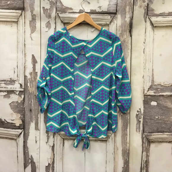 Blouse - Picture 2 of 3