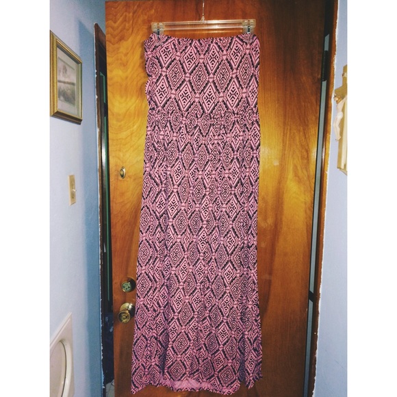 Pink Aztec print maxi dress