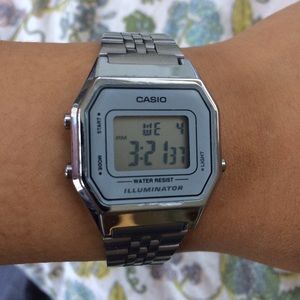 Casio Ladies Mid-Size Digital Retro Watch