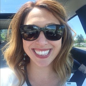 Meet your Posher, Allison