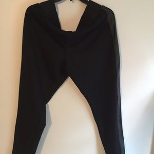 Apt. 9 Ponte Knit Leggings with Faux Leather Inset