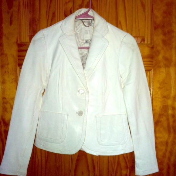 Banana Republic White Leather Blazer Style Jacket