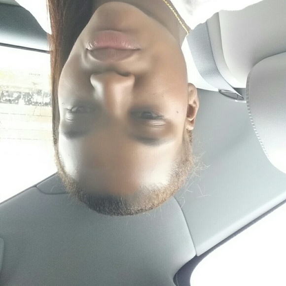 Meet your Posher, Quientessa