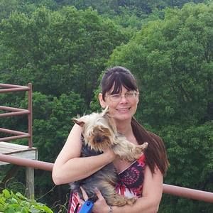 Meet your Posher, Amy