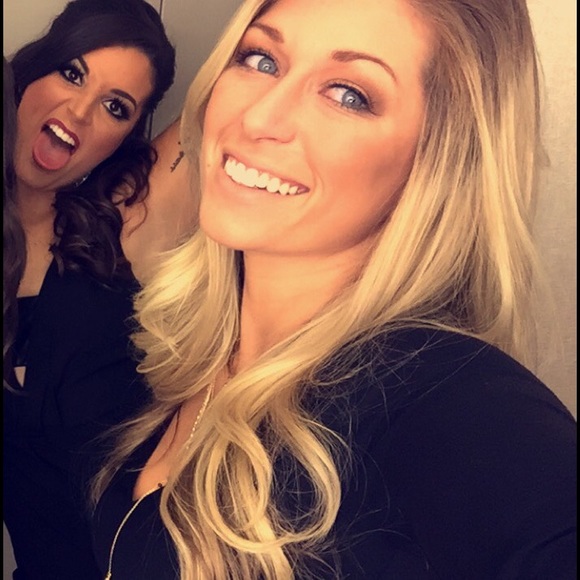 Meet your Posher, Mya - Picture 2 of 3