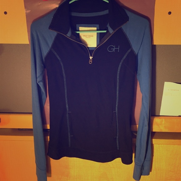 Gilly Hicks half zip