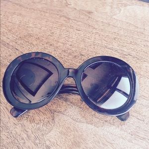 Fashion sunnies