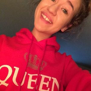 Meet your Posher, April