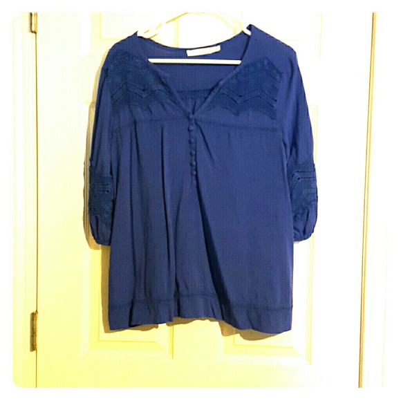 Solitaire 1X 3/4 sleeve with lace detail