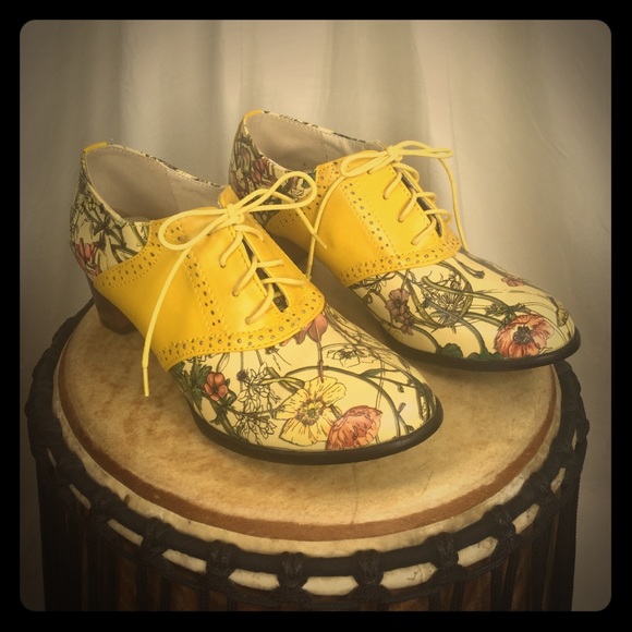 Shoes - Floral Yellow Oxford Chunky Heels