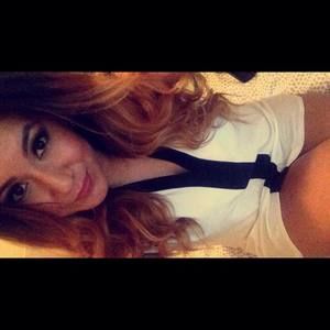 Meet your Posher, Carolina